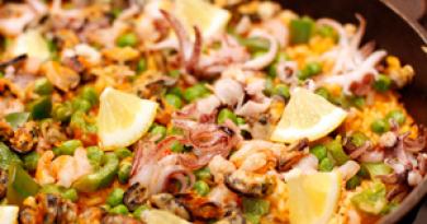 Мастер-класс по приготовлению испанской паэльи с морепродуктами - рецепт приготовления с фото