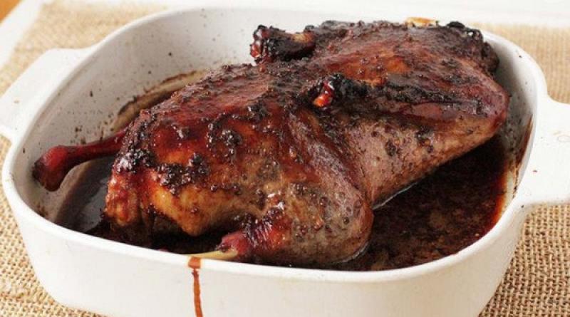 How to bake a whole duck in the oven so that it is soft and juicy: Recipes - you'll lick your fingers
