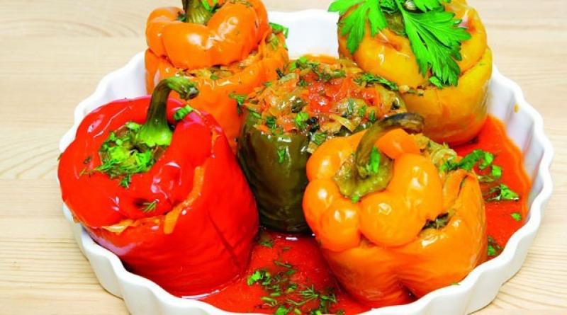 Stuffed peppers in the oven: recipes